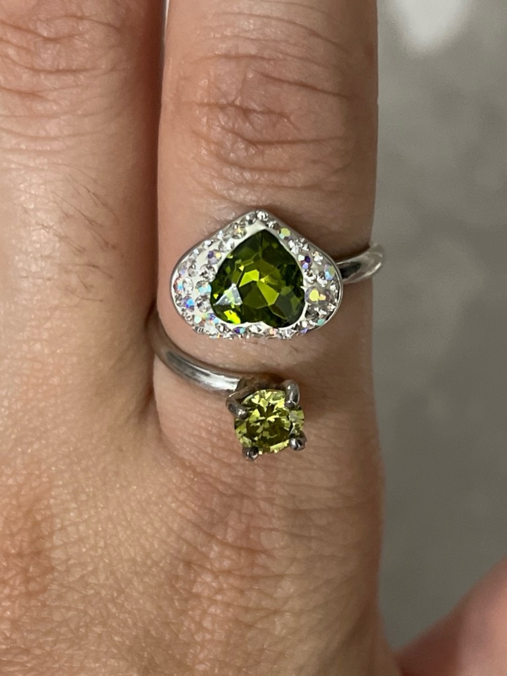 Green Heart and Round Crystal Open Ring - Women Jewelry